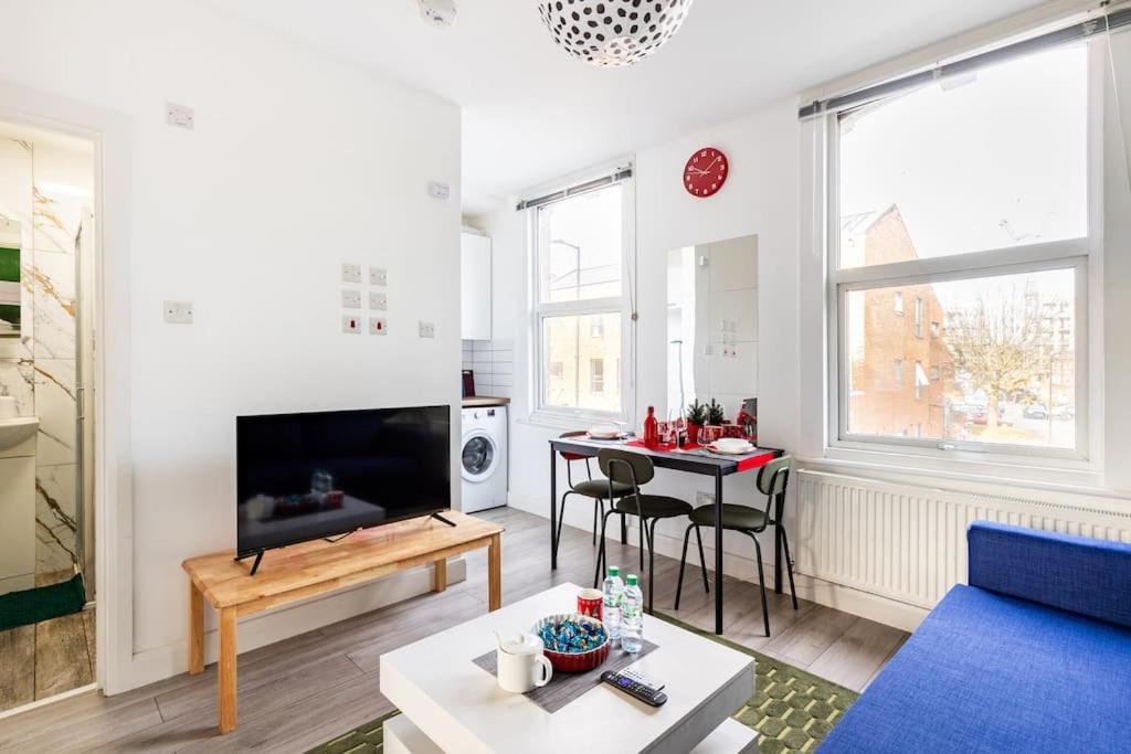 Parkside Stay North London - Victoria Line 외부 사진