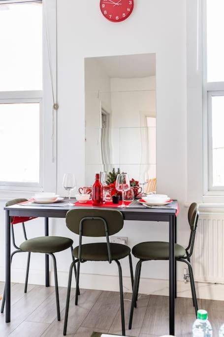 Parkside Stay North London - Victoria Line 외부 사진